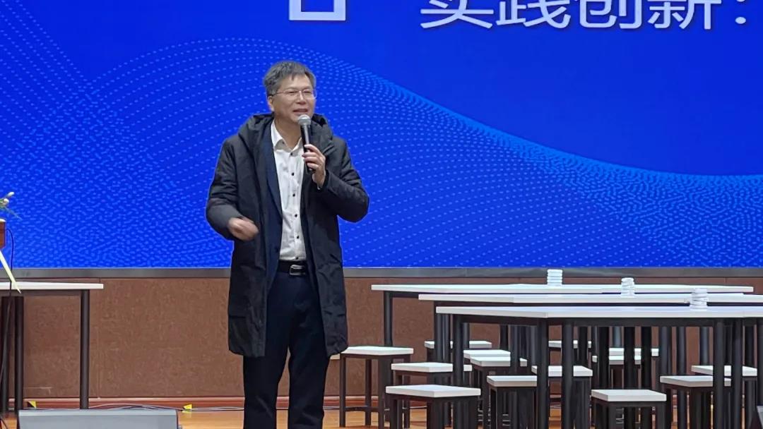 浙江柯橋“天天智慧課堂”，引領(lǐng)教師專業(yè)成長3.jpg