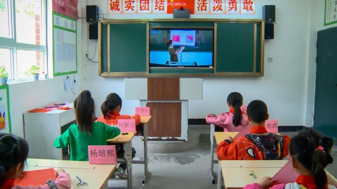 湖北竹山專遞課堂，助推城鄉(xiāng)教育均衡發(fā)展